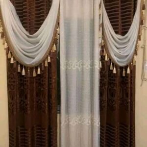 Rideau marron blanc